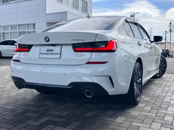 2021 Bmw 3 Series — photo 7 | Tuminion Kenya