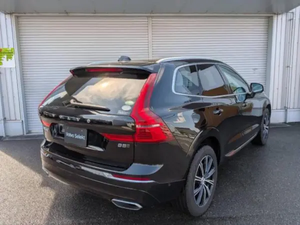 2021 Volvo Xc60 — photo 2