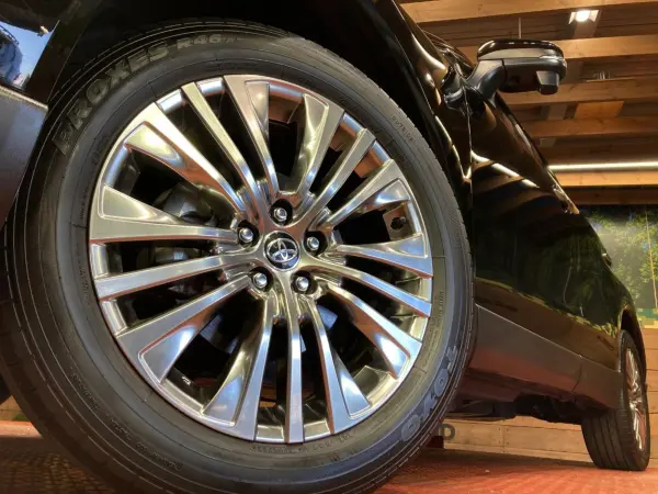 2023 Toyota Harrier — photo 9 | Tuminion Kenya
