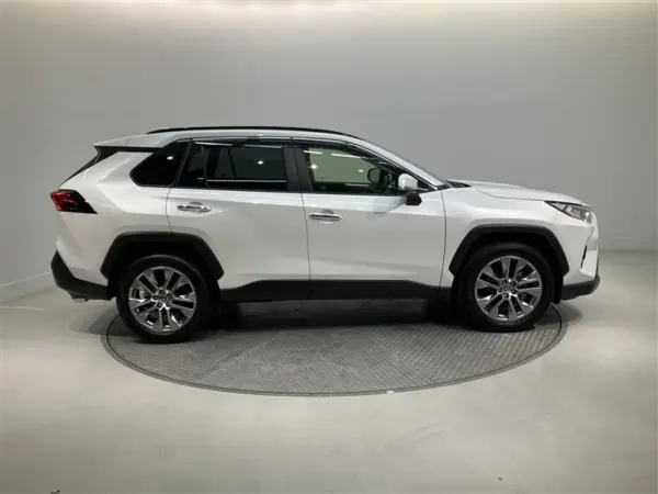 2023 Toyota  Rav4 — photo 3