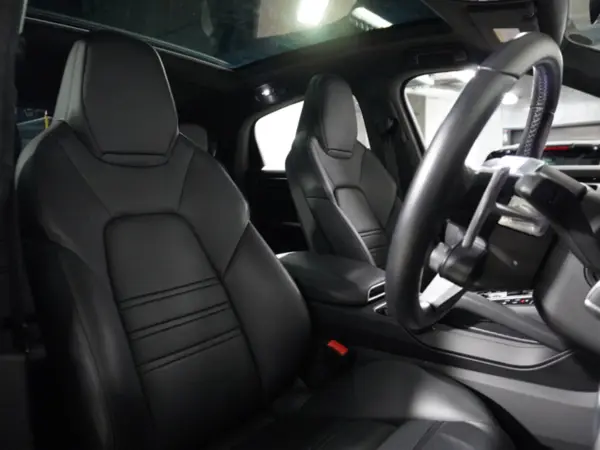 Porsche Cayenne Coupe GTS Tiptronic S Rear Center Seat 4WD Certified Used Car Our Demo Car Panoramic Roof Ventilation 18-Way Power Seat Privacy Glass LED Matrix Headlight Lane Keep Air Suspension Sport Chrono Sport Exhaust 21-inch Aluminum (Carrara White Metallic) — photo 8