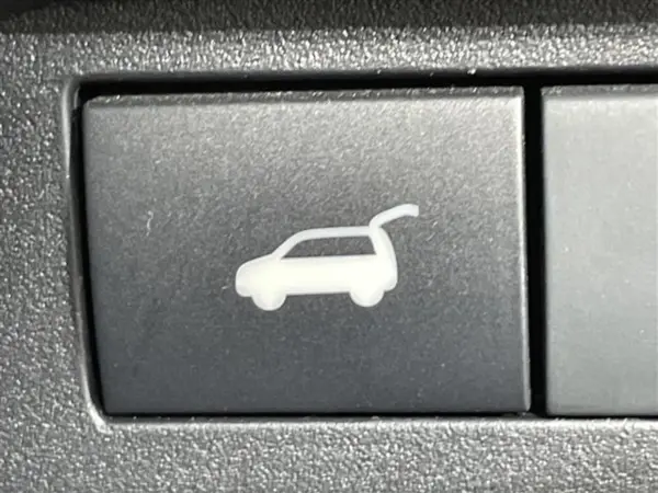 2022 Mitsubishi Outlander — photo 3