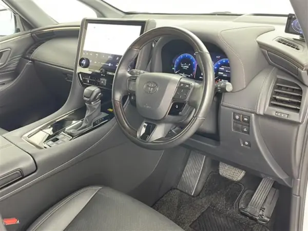 Toyota Alphard Hybrid 2.5 Z E-Four 4WD 1-Owner All-Around Camera Rear Seat Monitor (White Pearl) — photo 7