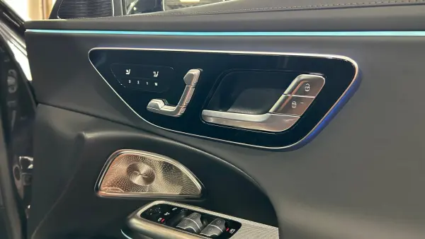 Mercedes-Benz E-Class E350 e Sport Edition Star Driver's Package MP202002 Graphite Grey Metallic Nappa Leather Black AIRMATIC Suspension Rear Axle Steering Panoramic Sliding Roof Power Seats with Memory Seat Heater (Graphite Grey) — photo 8
