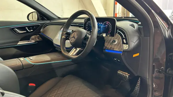 Mercedes-Benz E-Class E350 e Sport Edition Star Driver's Package MP202002 Graphite Grey Metallic Nappa Leather Black AIRMATIC Suspension Rear Axle Steering Panoramic Sliding Roof Power Seats with Memory Seat Heater (Graphite Grey) — photo 9