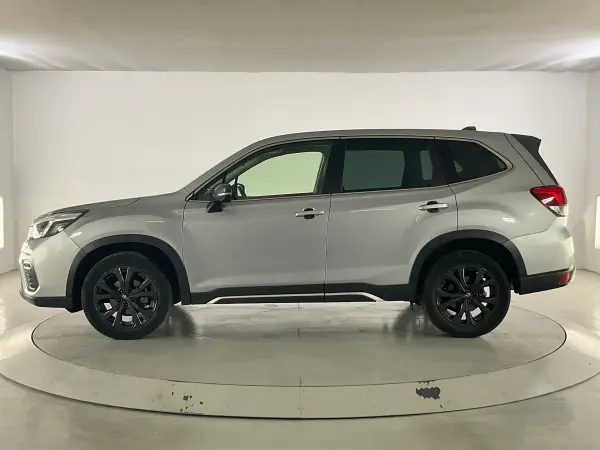 2020 Subaru Forester — photo 3 | Tuminion Kenya