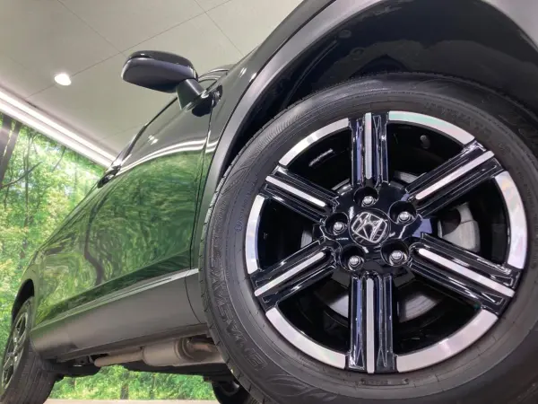2023 Honda Vezel — photo 9 | Tuminion Kenya
