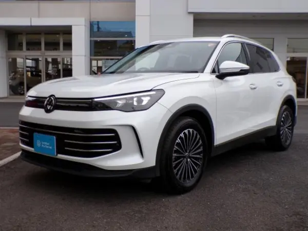 Volkswagen Tiguan eTSI Elegance (White)