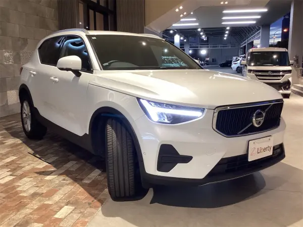 2023 Volvo Xc40 — photo 9 | Tuminion Kenya