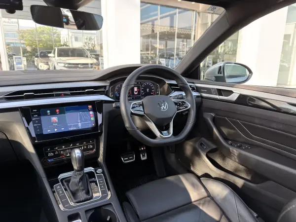 Volkswagen Arteon TSI 4Motion R-Line Advance 4WD (Grey) — photo 9