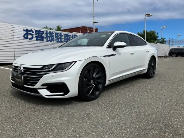 Volkswagen Arteon TSI 4Motion R-Line Advance 4WD
