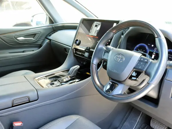 2023 Toyota Alphard — photo 9 | Tuminion Kenya