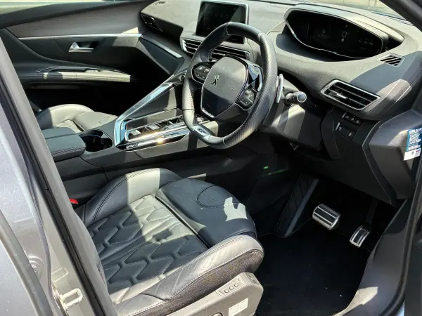 2024 Peugeot 5008 — photo 7 | Tuminion Kenya