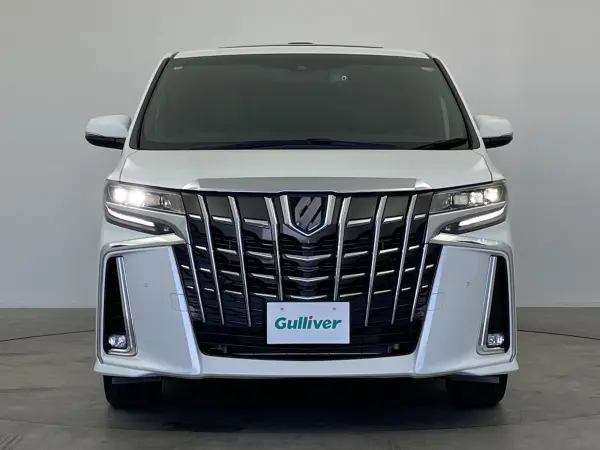 2022 Toyota Alphard — photo 8 | Tuminion Kenya