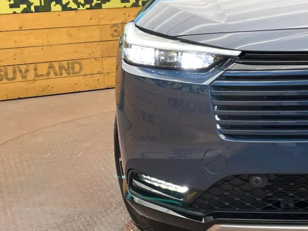 2025 Honda Vezel — photo 8 | Tuminion Kenya