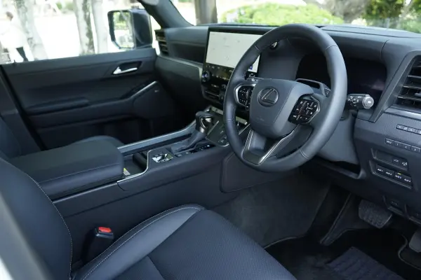 2025 Lexus Gx — photo 7 | Tuminion Kenya