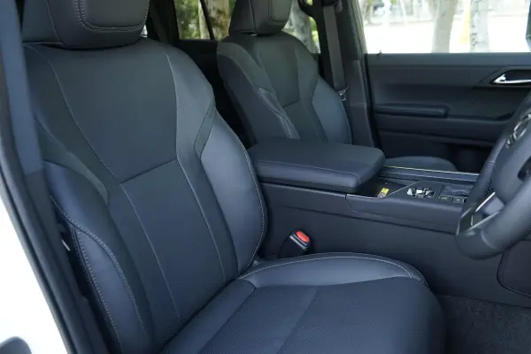 2025 Lexus Gx — photo 8 | Tuminion Kenya