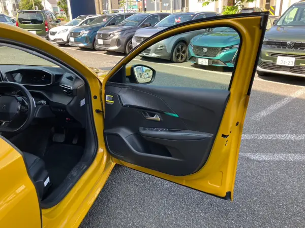 2020 Peugeot 208 — photo 8 | Tuminion Kenya