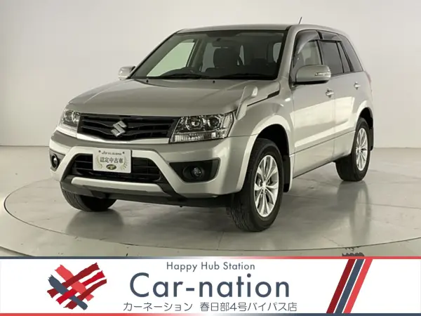Suzuki Escudo 2.4 XG 4WD Final Late Model / 5MT / ESP / Cruise Control / HID Headlamps / F Fog Lamps / Auto Light / Seat Heater / Smart Key / Strada Navi / Full Seg TV / DVD / Bluetooth / Backup Camera / ETC (Silky Silver Metallic)