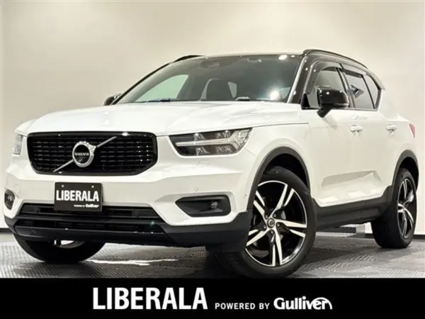 2019 Volvo Xc40 — photo 1