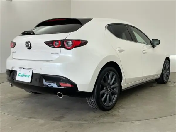 2024 Mazda 3 Fastback — photo 3 | Tuminion Kenya