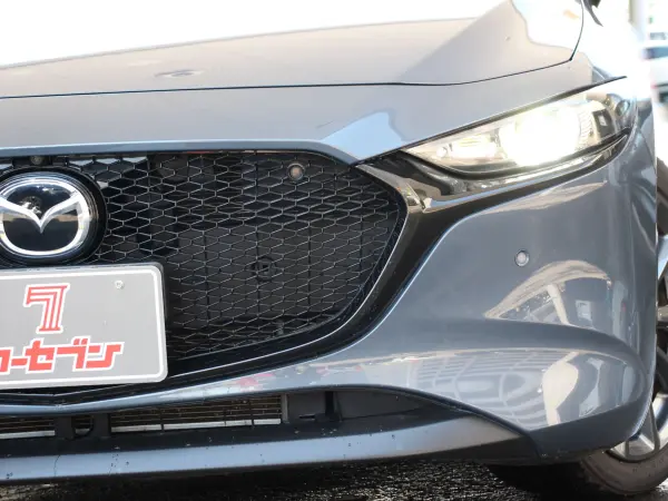 2022 Mazda 3 Fastback — photo 8 | Tuminion Kenya
