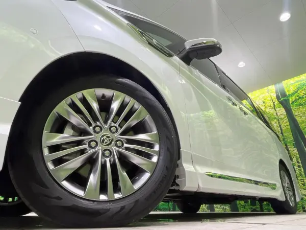 2024 Toyota Alphard — photo 9 | Tuminion Kenya