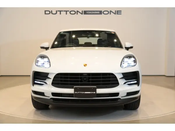 2020 Porsche Macan — photo 7 | Tuminion Kenya
