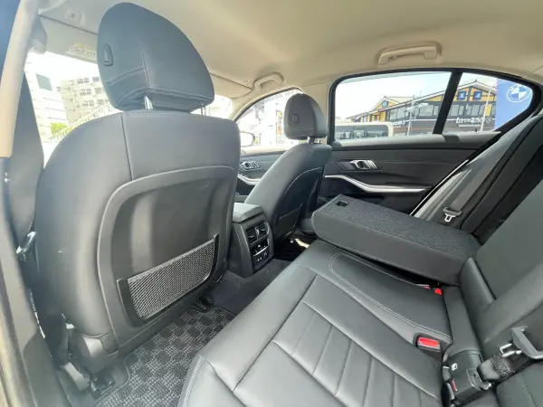 2020 Bmw 3 Series — photo 7 | Tuminion Kenya