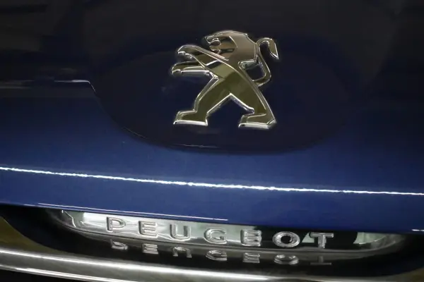 2015 Peugeot 2008 — photo 7 | Tuminion Kenya