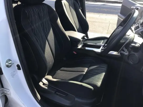 2020 Mitsubishi Eclipse Cross — photo 7 | Tuminion Kenya