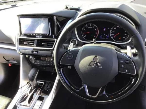 2020 Mitsubishi Eclipse Cross — photo 9 | Tuminion Kenya