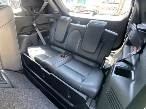 2023 Mitsubishi Outlander — photo 9 | Tuminion Kenya