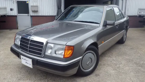 Mercedes-Benz E-Class 300E