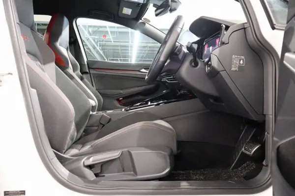 2022 Volkswagen Golf — photo 8 | Tuminion Kenya