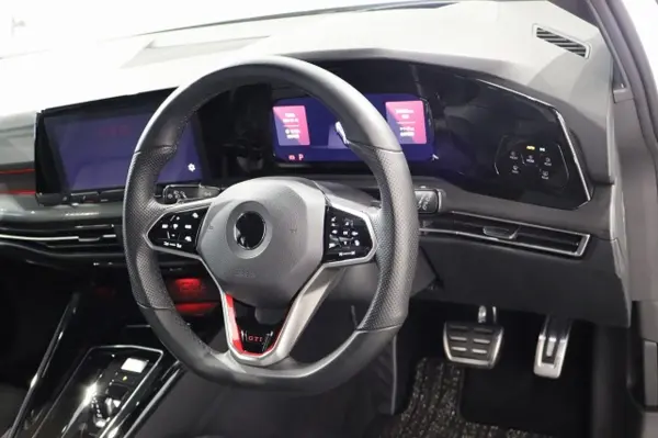 2022 Volkswagen Golf — photo 9 | Tuminion Kenya