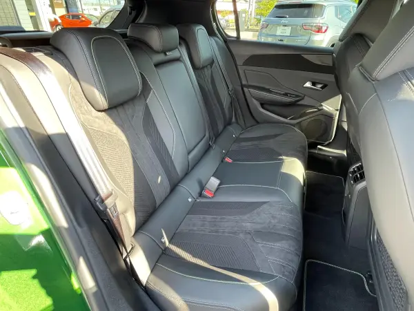 2023 Peugeot 308 — photo 8 | Tuminion Kenya
