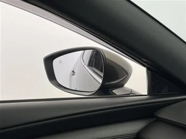 2021 Mazda 3 Fastback — photo 8 | Tuminion Kenya