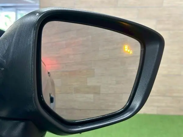 2024 Mitsubishi Eclipse Cross — photo 8 | Tuminion Kenya