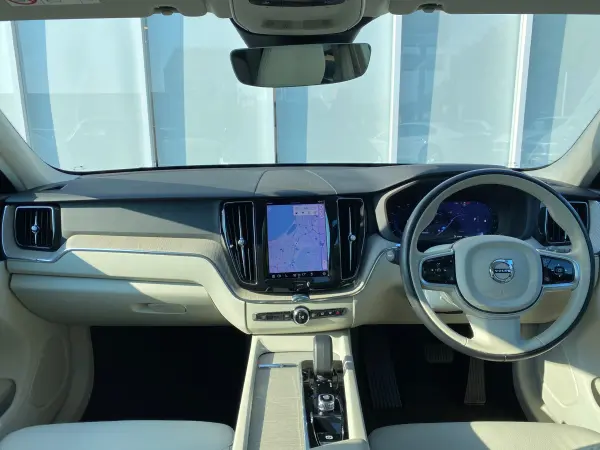 2022 Volvo Xc60 — photo 2 | Tuminion Kenya