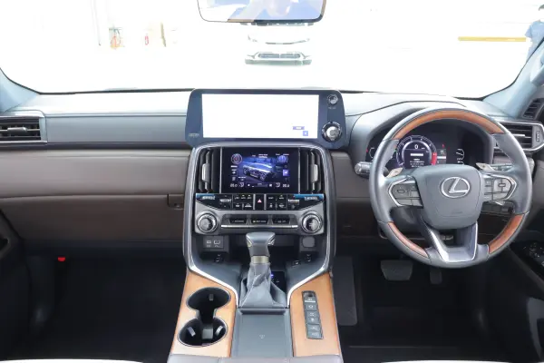 2024 Lexus Lx — photo 7 | Tuminion Kenya