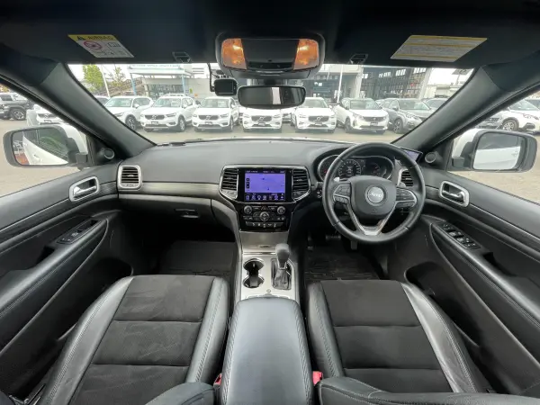 2019 Jeep Grand Cherokee — photo 2 | Tuminion Kenya
