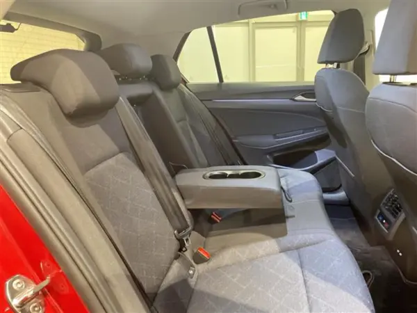 2021 Volkswagen Golf — photo 7 | Tuminion Kenya