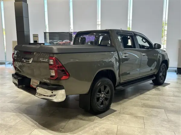 2023 Toyota Hilux — photo 2 | Tuminion Kenya