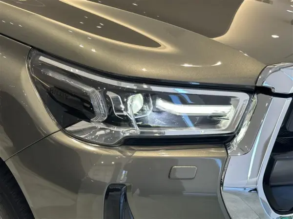 2023 Toyota Hilux — photo 3 | Tuminion Kenya