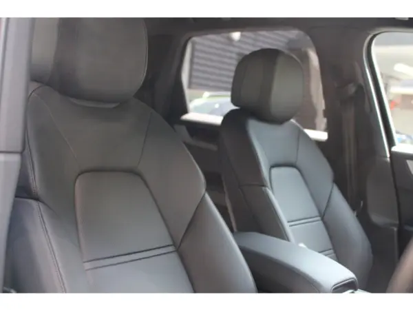 2026 Porsche Cayenne — photo 8 | Tuminion Kenya