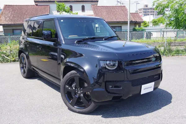 2022 Landrover Defender — photo 2 | Tuminion Kenya