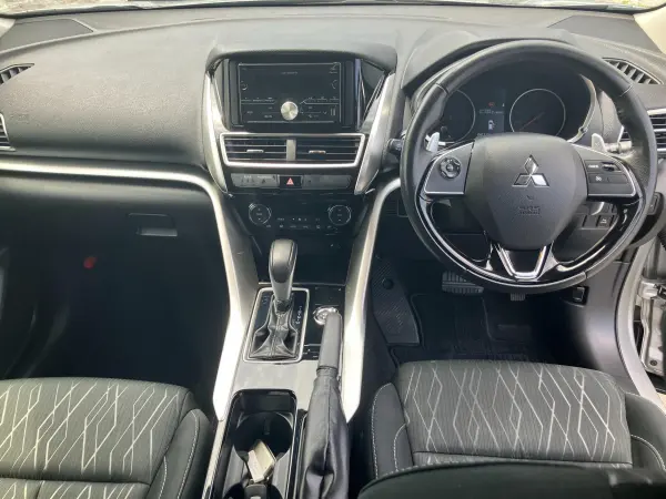 2018 Mitsubishi Eclipse Cross — photo 3 | Tuminion Kenya
