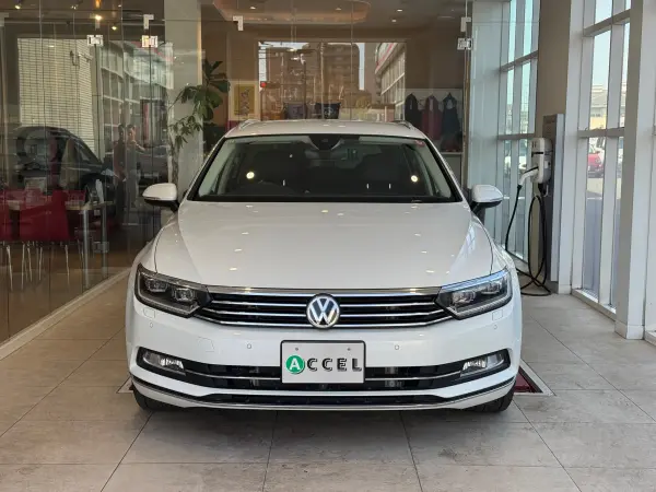 2019 Volkswagen Passat — photo 9 | Tuminion Kenya