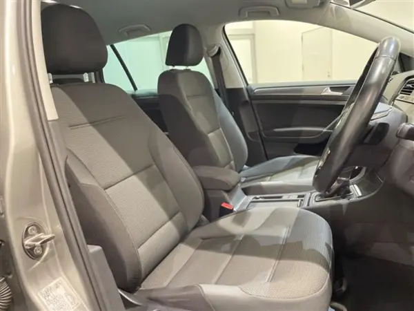 2019 Volkswagen Golf — photo 7 | Tuminion Kenya